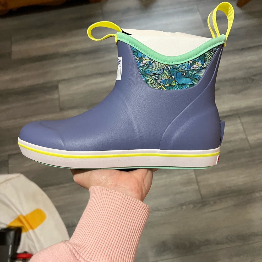 XtraTuf boots women’s